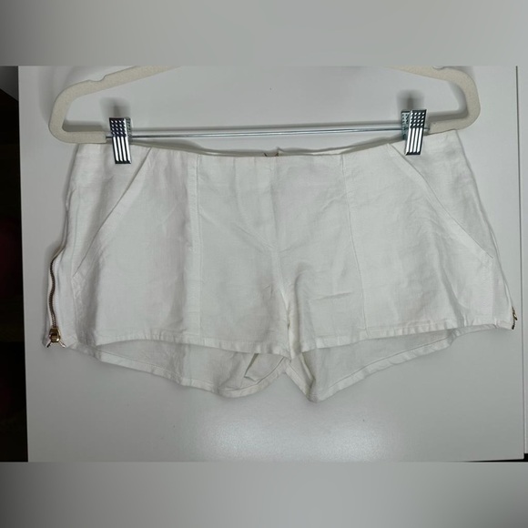 100% Capri White linen Jacket and Short Set - Picture 12 of 14